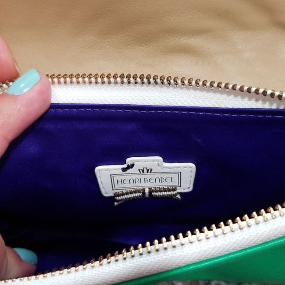 Green Henri Bendel Clutch - Picture 3 of 4